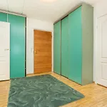 3 Apartmend 90m2 Parking For One Car Fifth Floor And The Building Does Not Have An Elevator アパート タリン