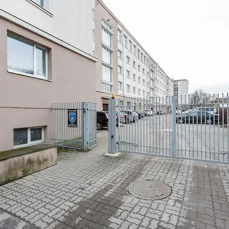 3 Apartmend 90m2 Parking For One Car Fifth Floor And The Building Does Not Have An Elevator Apartment Tallinn