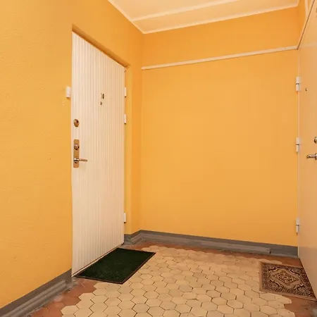 Apartment 3 Apartmend 90m2 Parking For One Car Fifth Floor And The Building Does Not Have An Elevator *