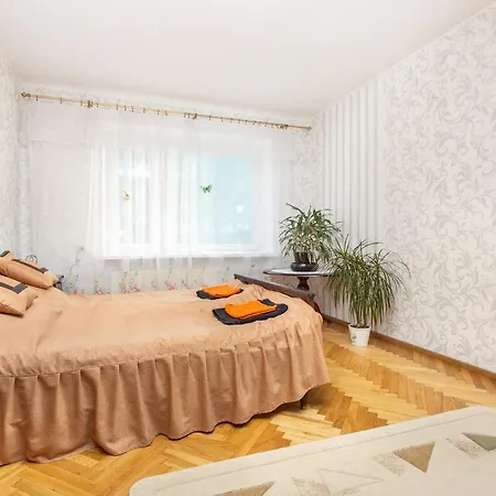 3 Apartmend 90m2 Parking For One Car Fifth Floor And The Building Does Not Have An Elevator Апартаменти *