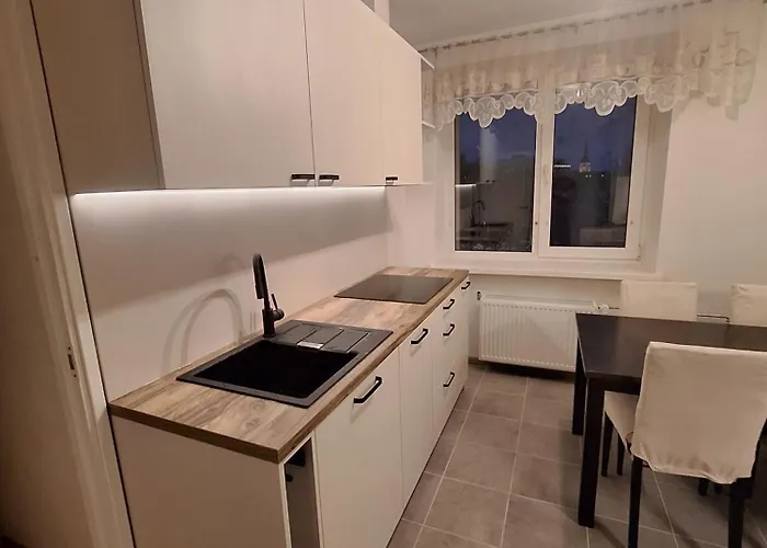 3 Apartmend 90m2 Parking For One Car Fifth Floor And The Building Does Not Have An Elevator Appartement